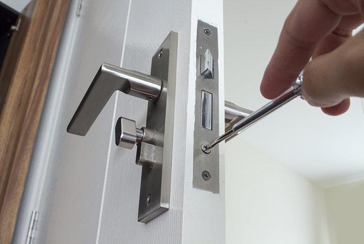 Our local locksmiths are able to repair and install door locks for properties in Wokingham and the local area.